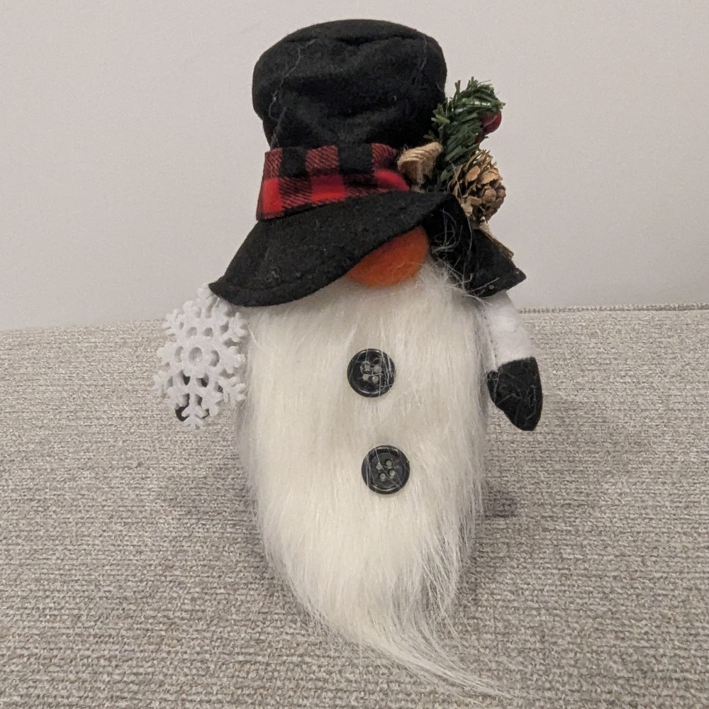 Scandinavian Gnome Snowman Christmas size 8" Home Interior Decor NWOT